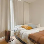 Newly Built, Quiet 2Br, 10Min Walk To Seoul Stn