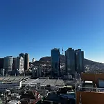 Newly Built, Quiet 2Br, 10Min Walk To Seoul Stn