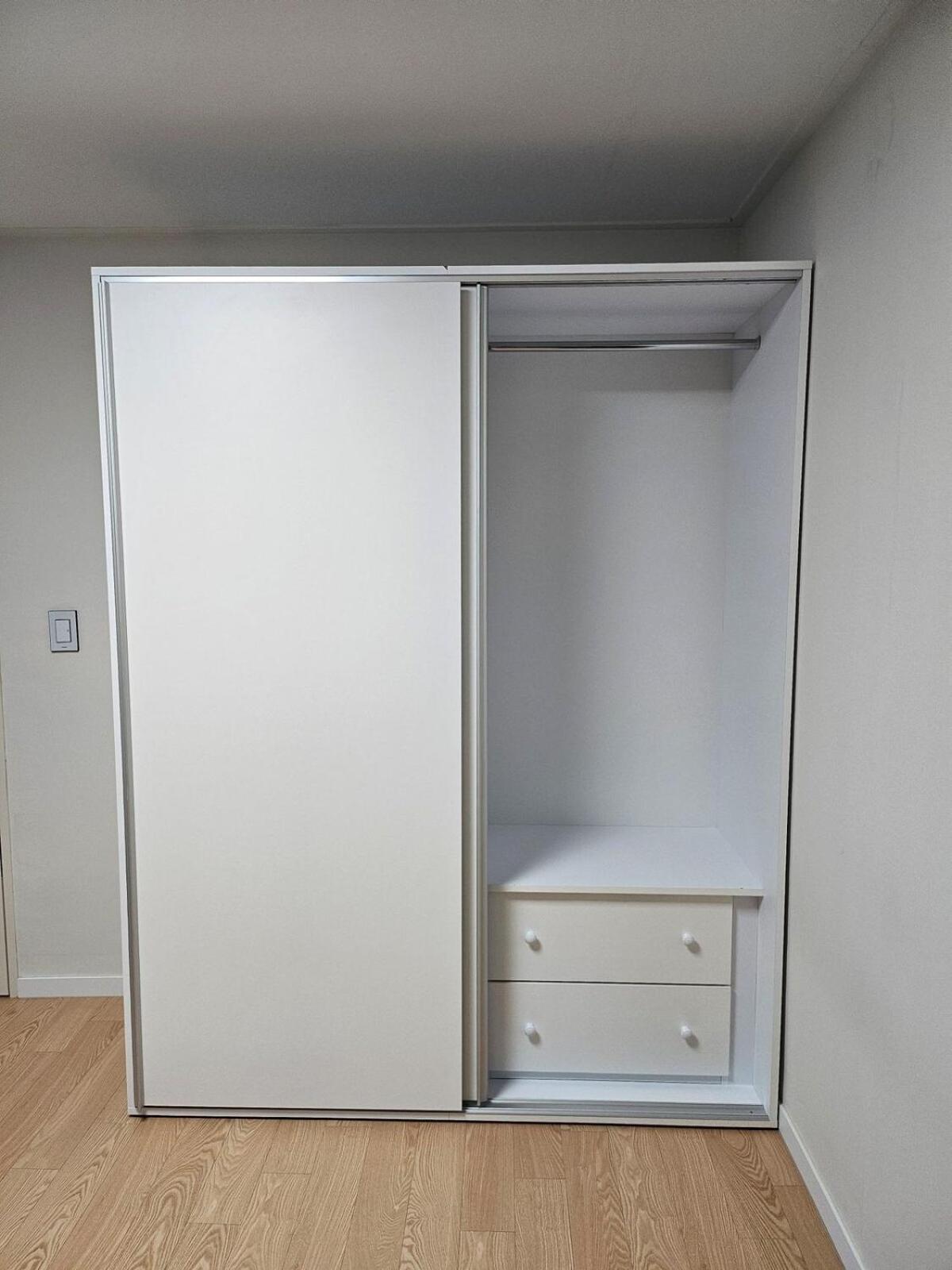 Apartment Newly Built, Quiet 2br, 10min Walk To Stn Seoul