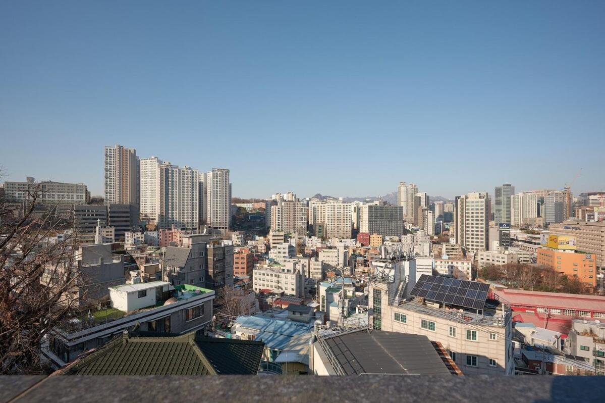 Newly Built, Quiet 2br, 10min Walk To Stn *