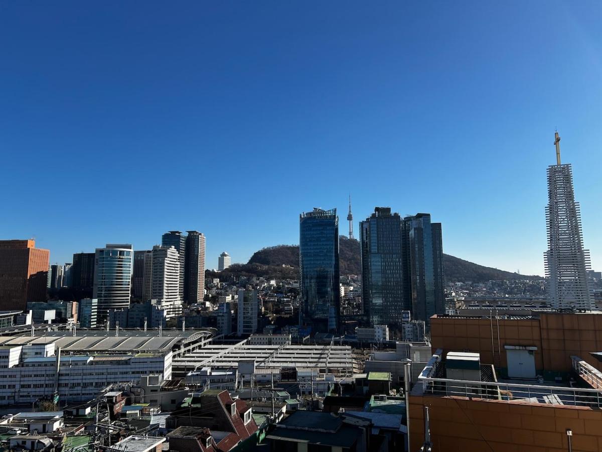 Newly Built, Quiet 2br, 10min Walk To Stn Apartment *