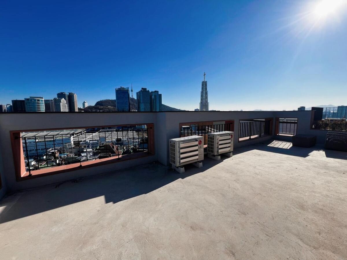 Newly Built, Quiet 2br, 10min Walk To Stn *