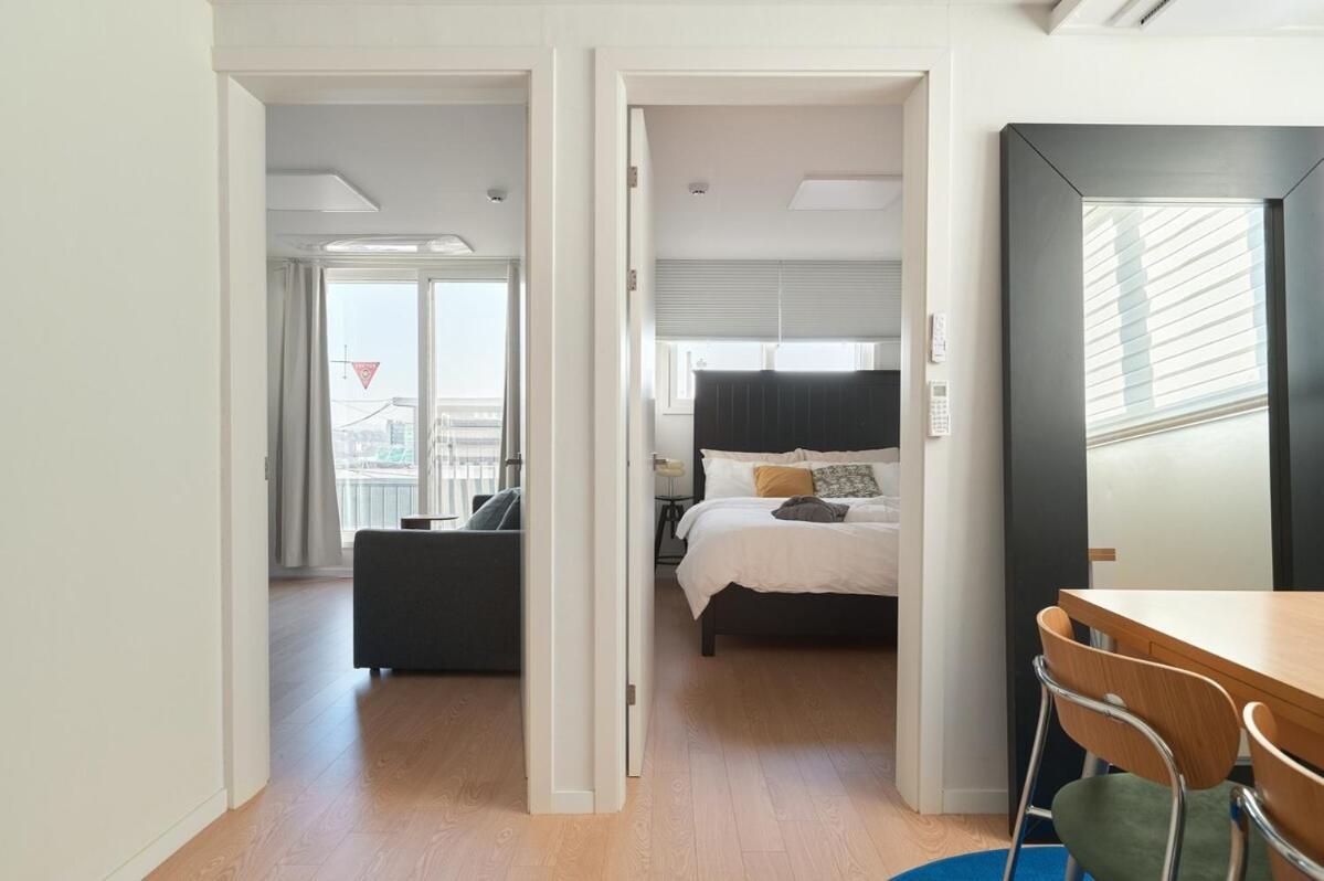 Newly Built, Quiet 2br, 10min Walk To Stn Seoul